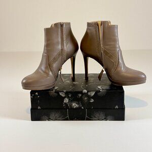 Elizee Taupe Beige Deia Side-Zip Platform Bootie